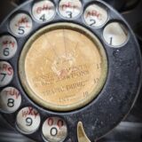 Bakelite phone 13