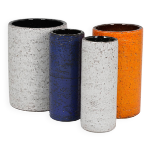 ensemble de vases rouleaux