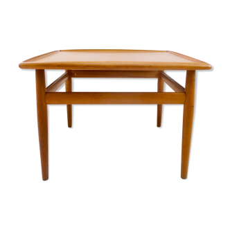 Teak coffee table by Grete Jalk, 1960
