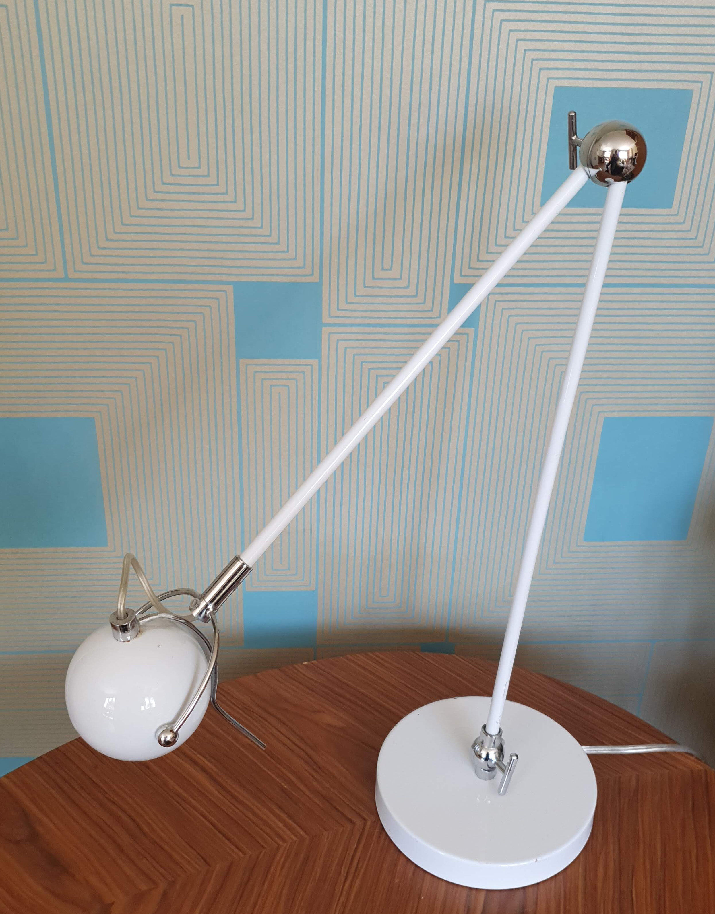 Space Age design articulated lamp