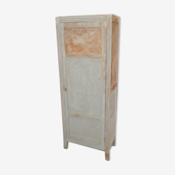 Armoire parisienne