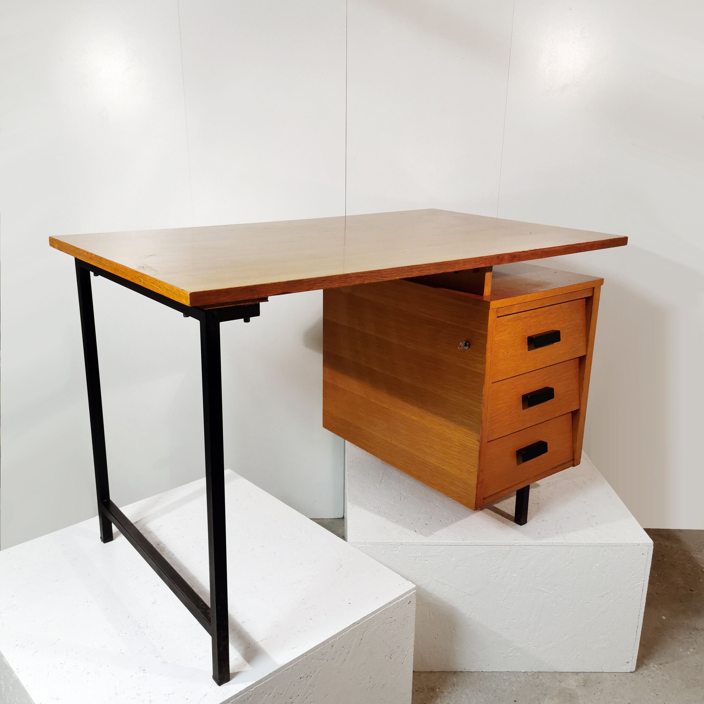 Desk 1950