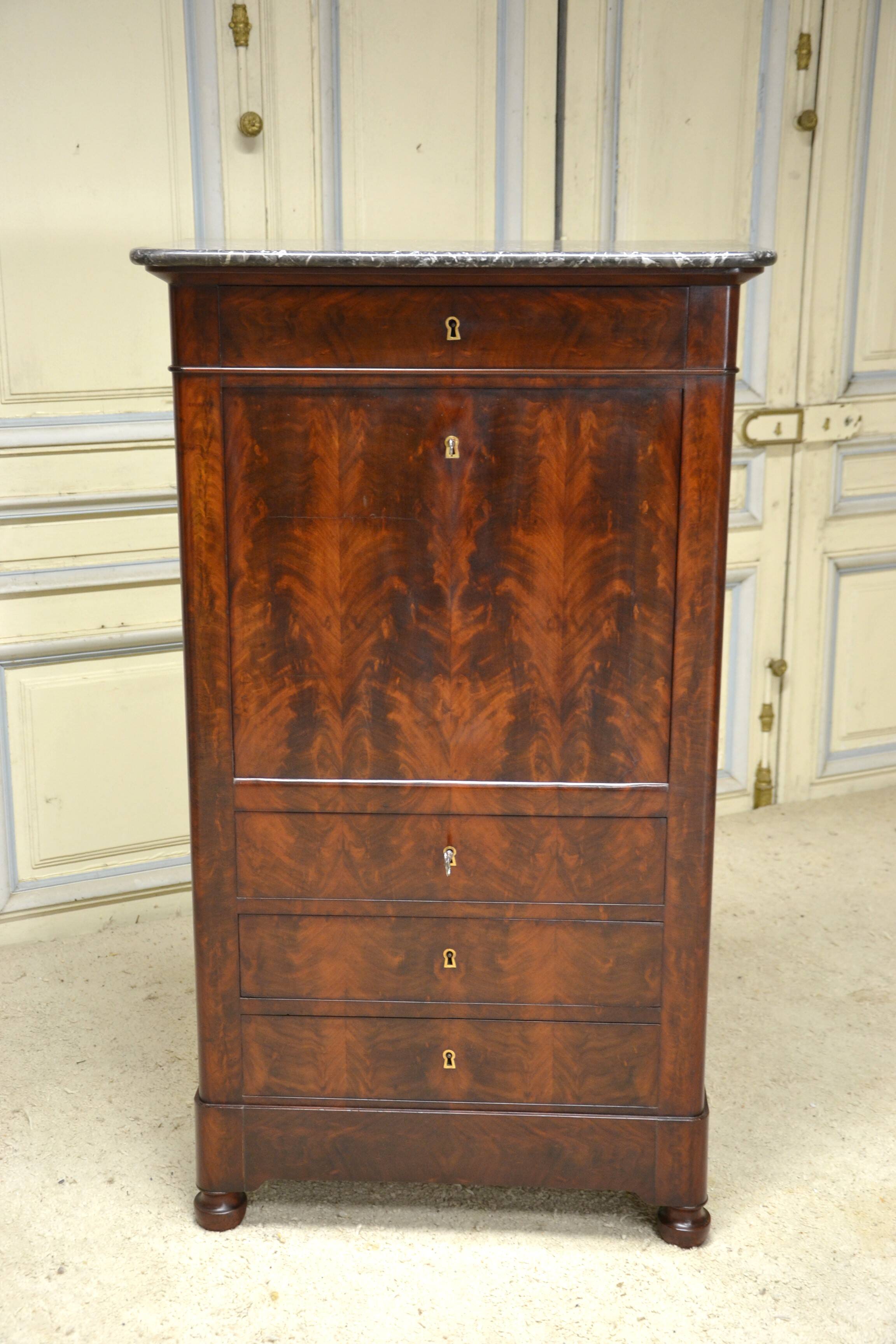 Mahogany secretary from the restoration period