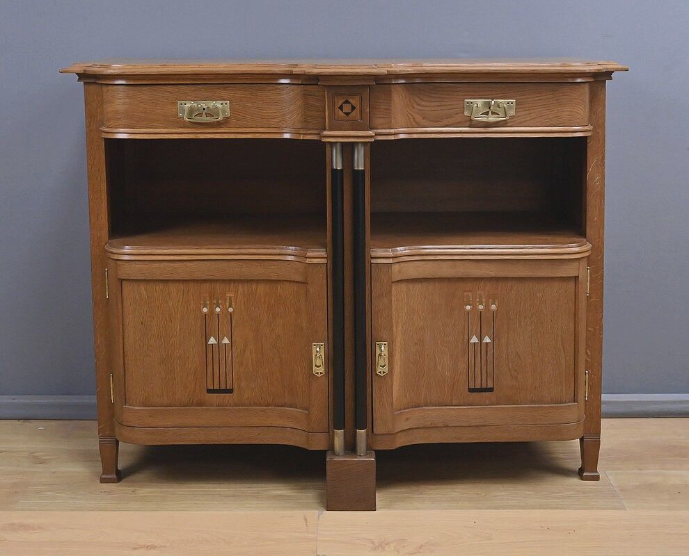 Oak dessert buffet in the style of Gustave Serrurier-Bovy, Art Deco – 1930