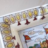 Cendrier vide poche en porcelaine