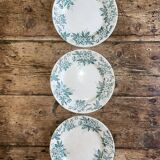 3 flat plates in St. Amand ironstone, Anémone service