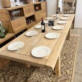 Solid oak farmhouse table with 2 central extensions