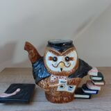 Old decorative owl teapot Savant Ceramic