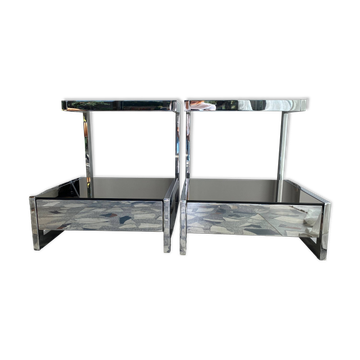 Paire chevets/tables appoint chrome et verre fumé (miroir), avec tiroirs.