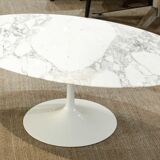 Table basse ovale "tulipe » marbre arabescato Eero Saarinen & Knoll International