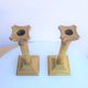 Paire de bougeoirs colonnes en laiton et bronze