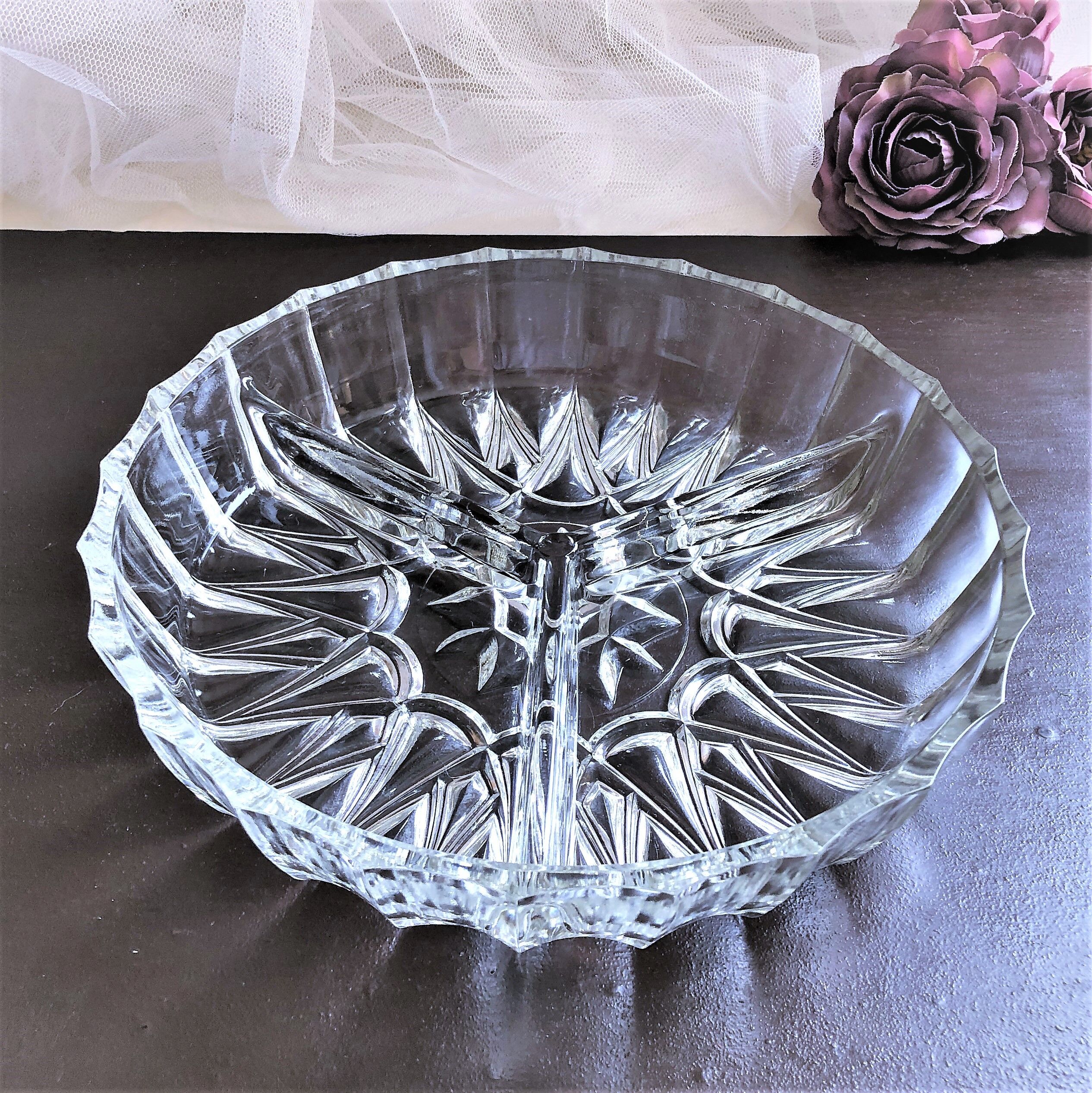 Serving dish called beggar with three vintage compartments