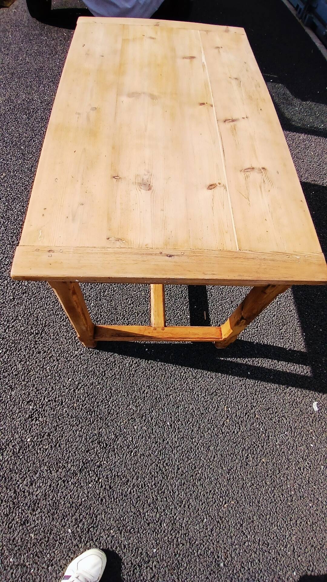 Small farmhouse table