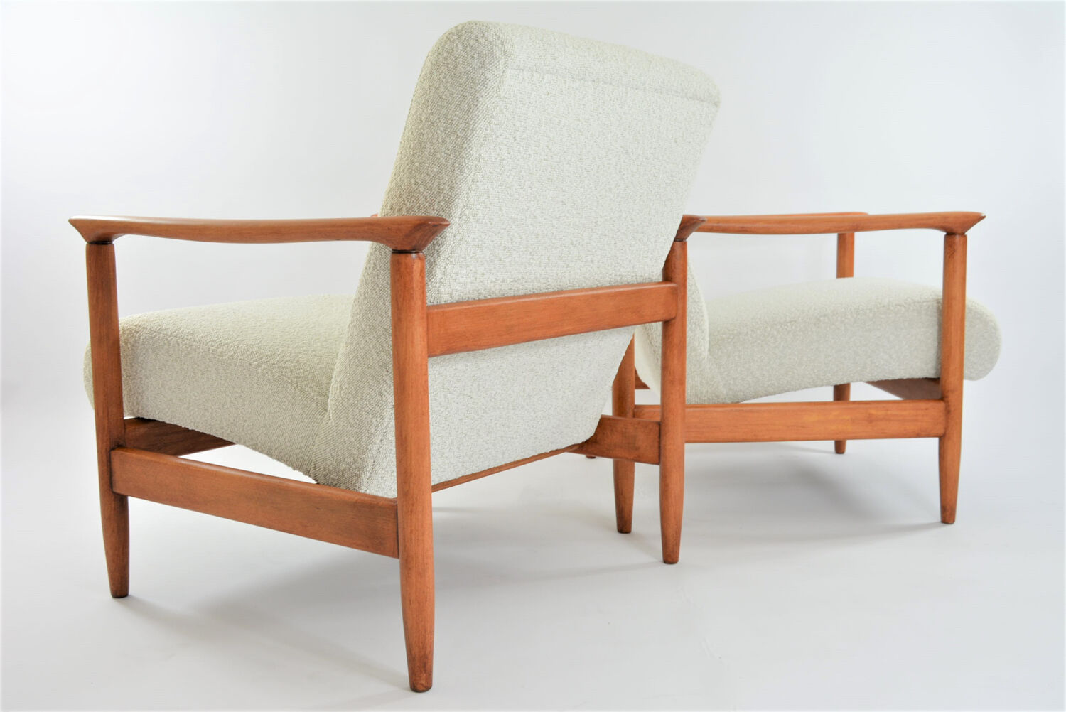 Armchair year 70 loop renovated