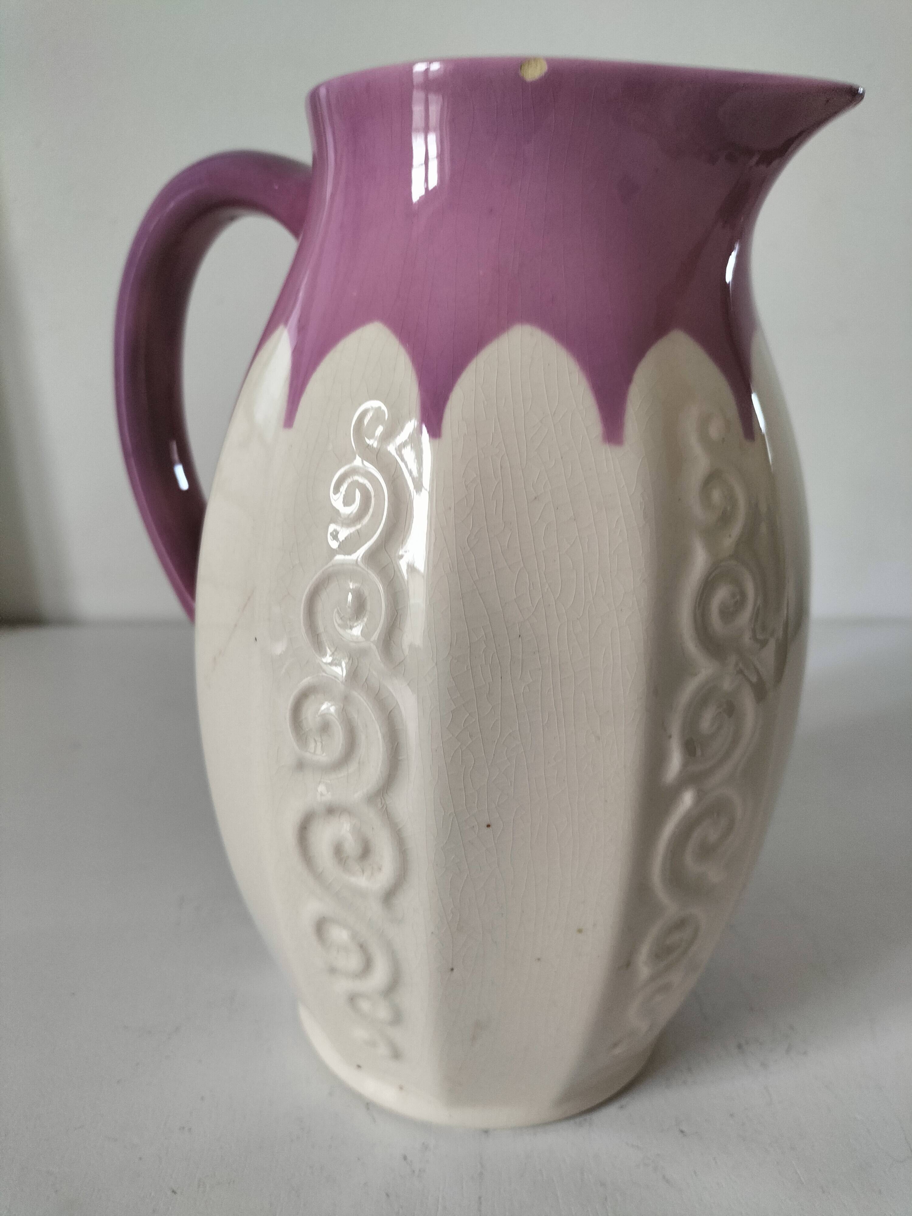 Pichet Villeroy & Boch Mettlach Ehrang, cream and plum