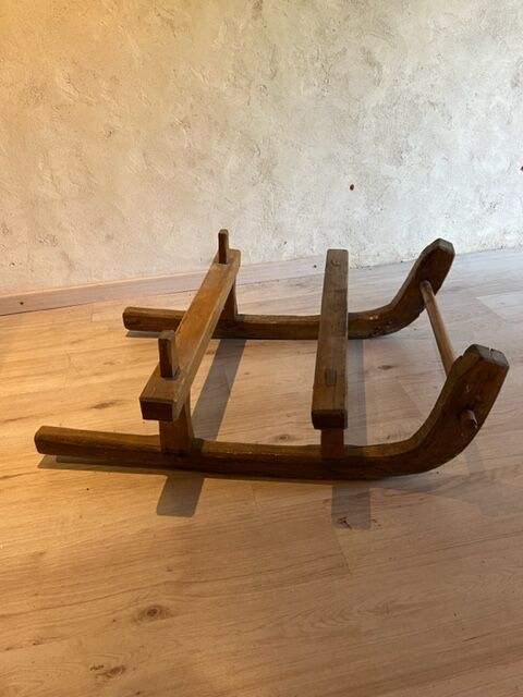 Sledge old folk art mountain