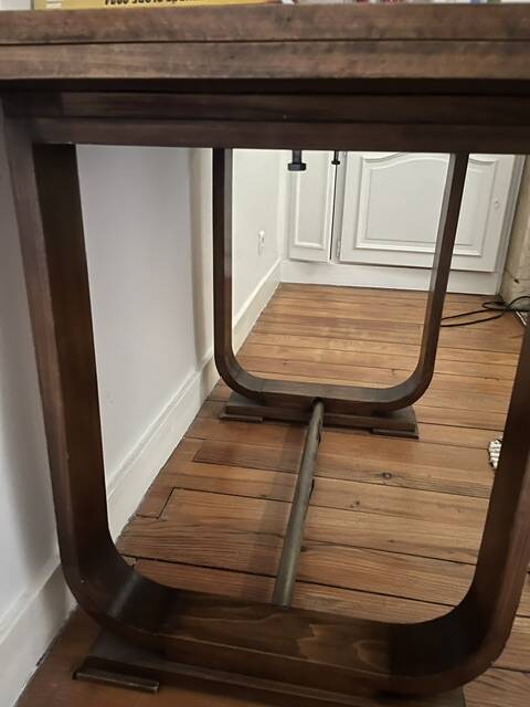 Folding table