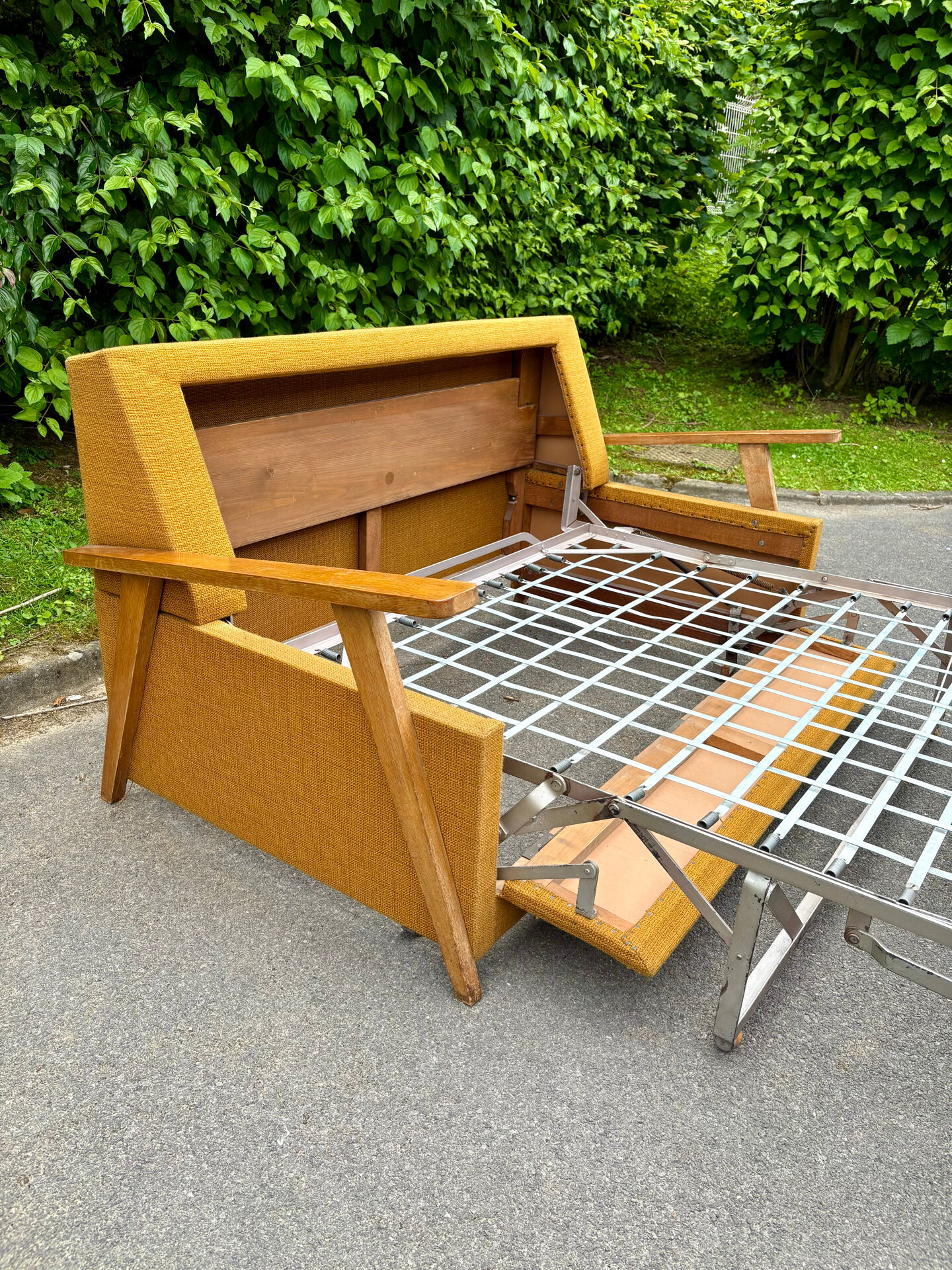 Canapé convertible vintage années 60/70