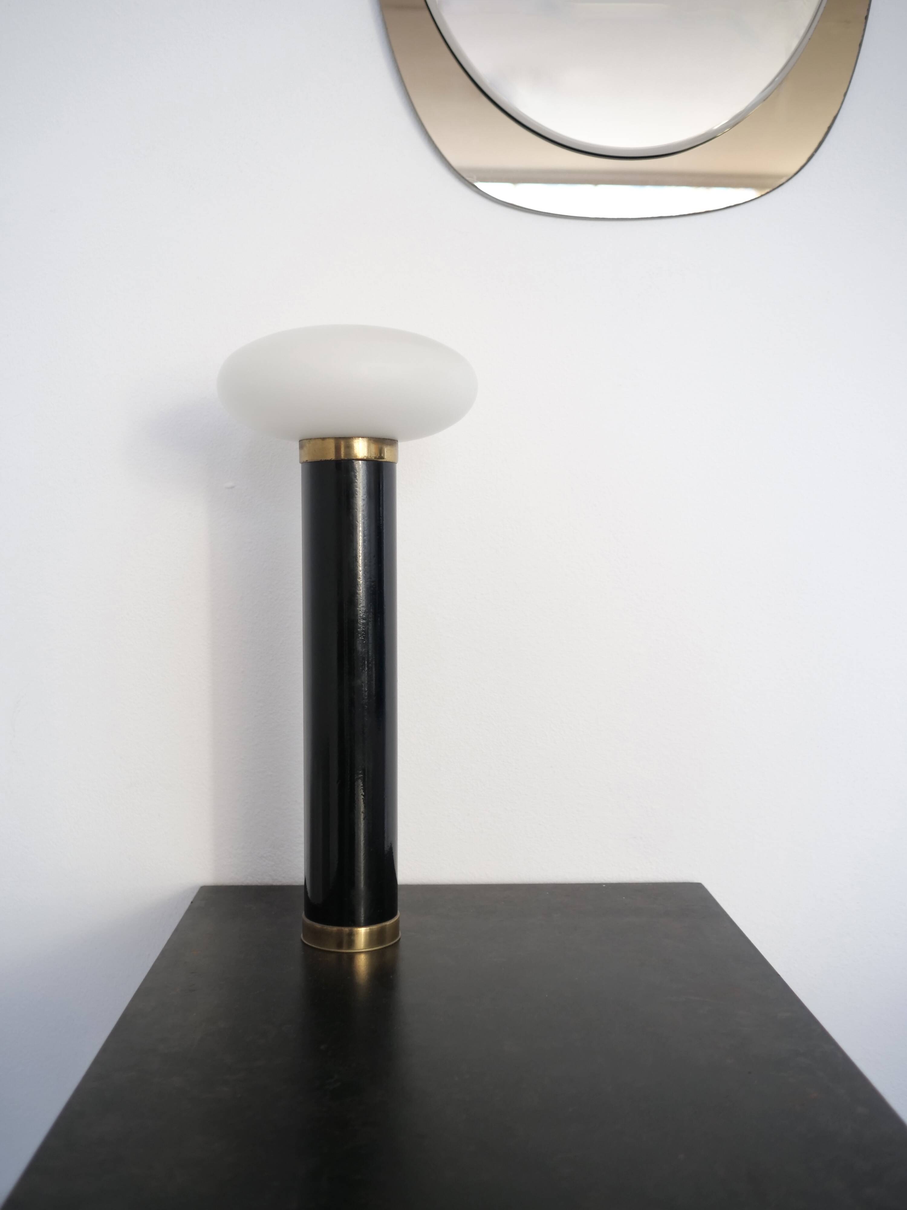 Art Deco modernist lamp