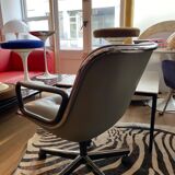 Fauteuil Executive Pollock en cuir gris par Knoll