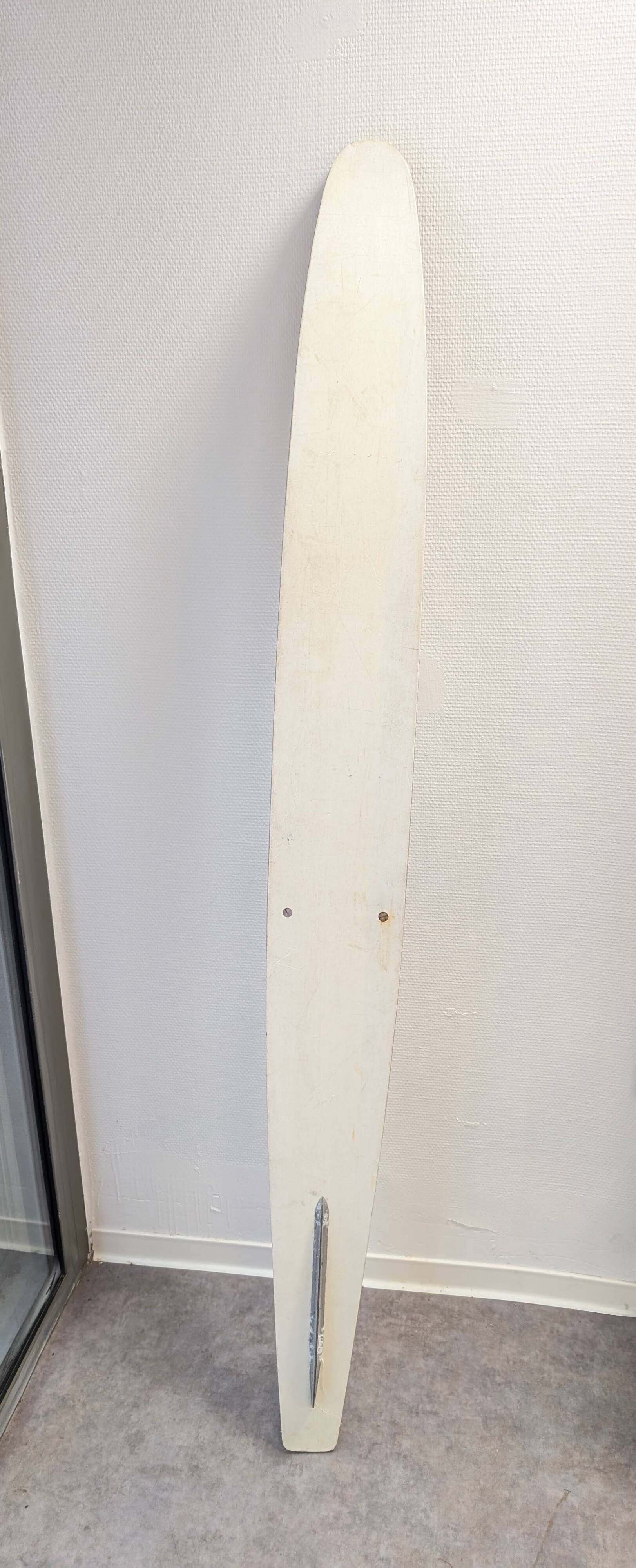 Vintage Reflex water skis