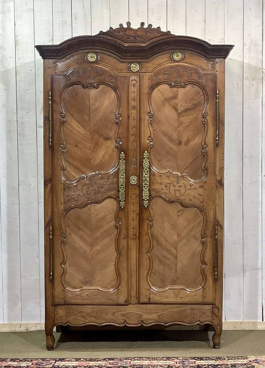 Wedding armoire from Rennes dated 1857 and signed François fils Denot.