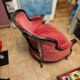 Fauteuil cabriolet style Louis XV - Velours rouge et bois noir
