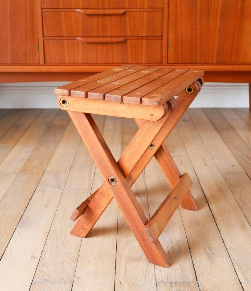 Small folding wooden stool, 1970