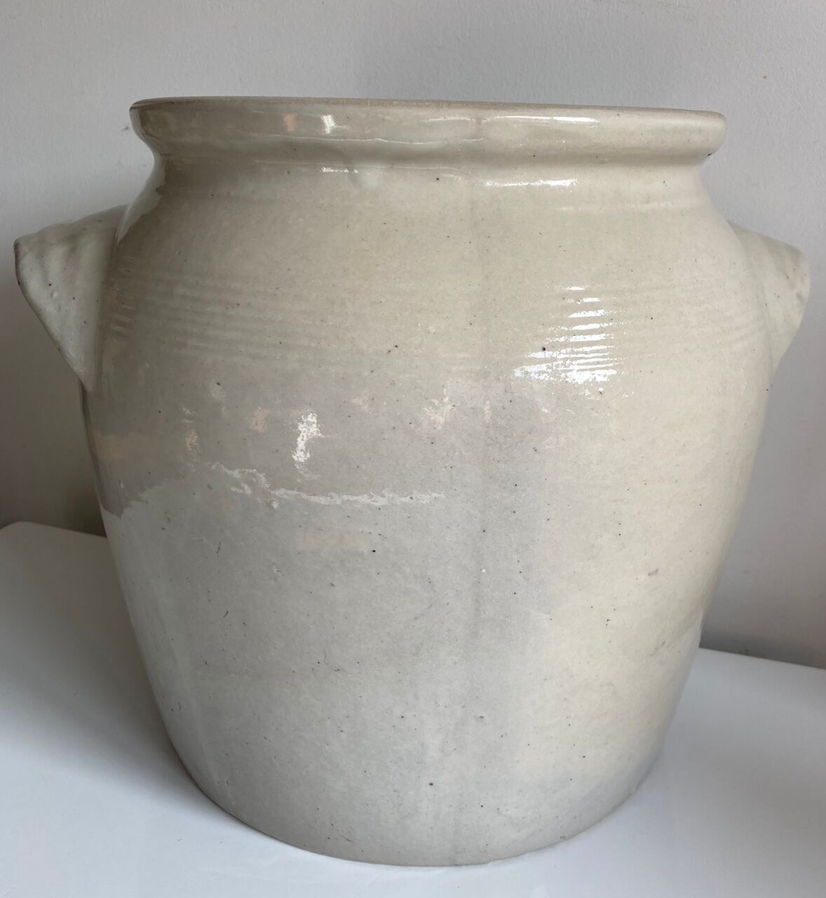 White sandstone jar xl