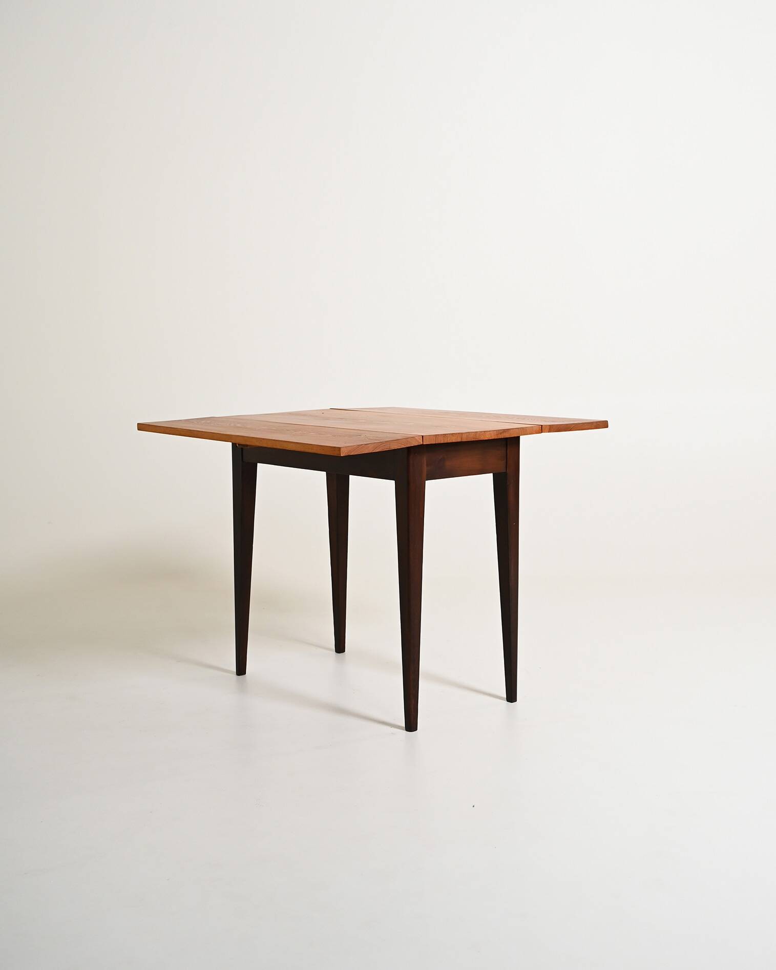 Table à rabats en pin massif scandinave, années 1960