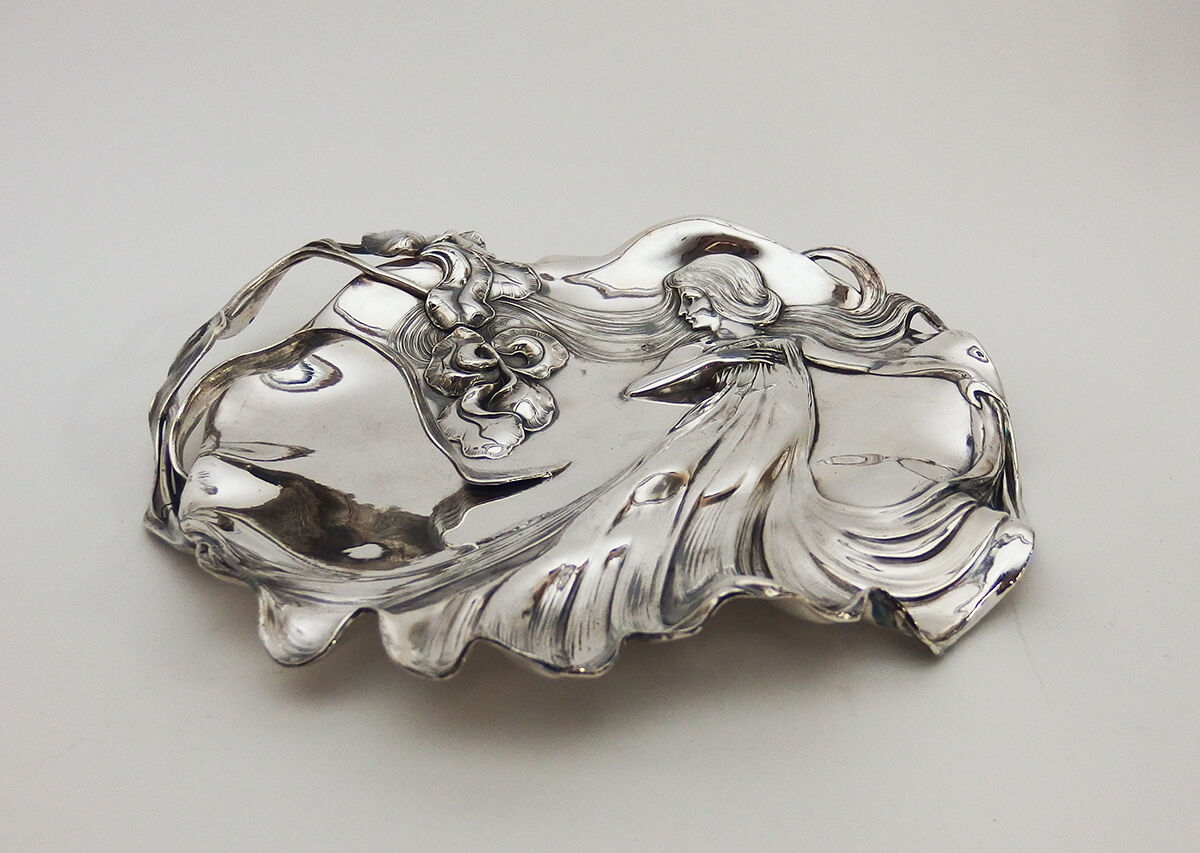 Art Nouveau card dish by WMF