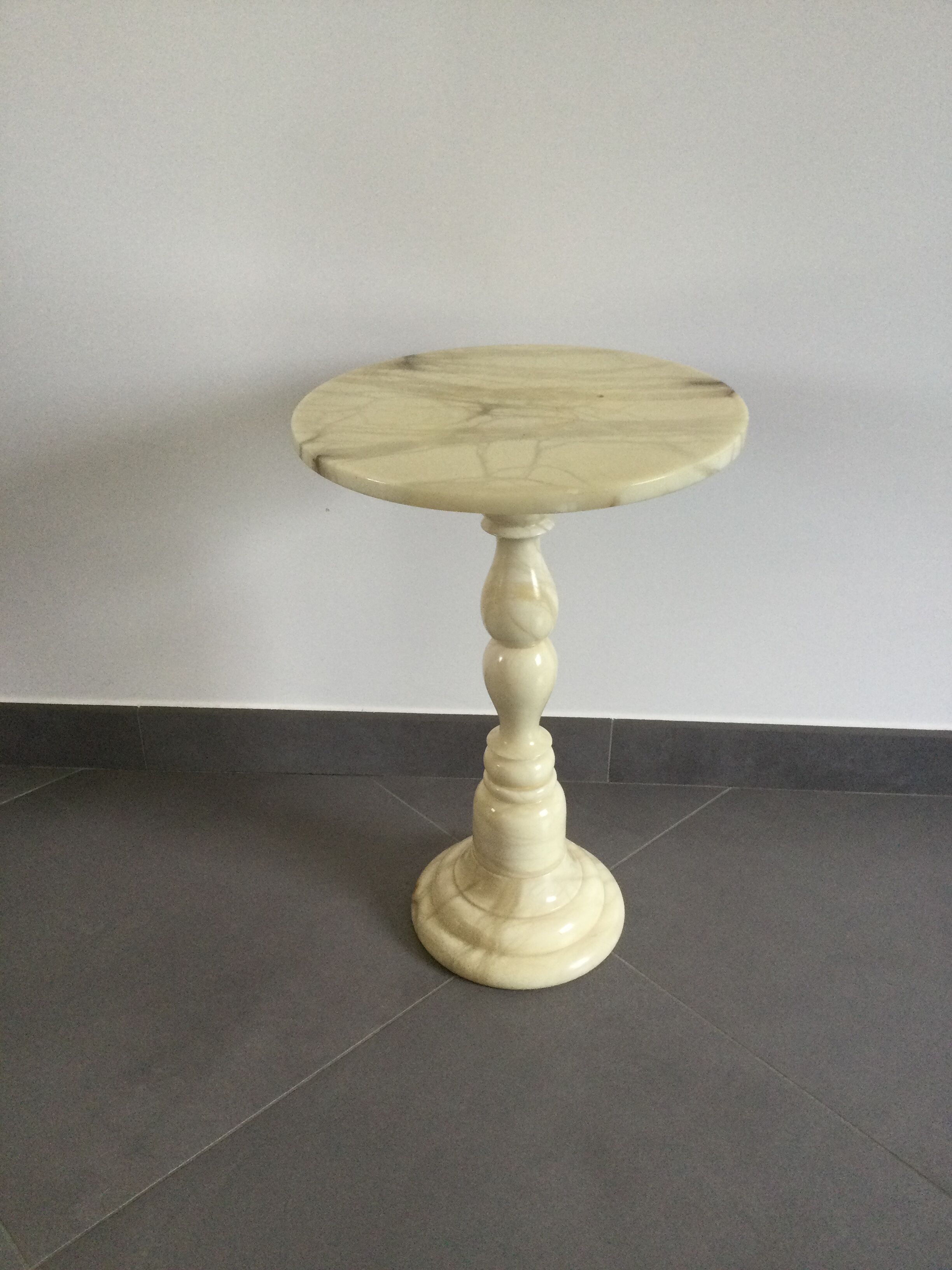 Alabaster pedestal table