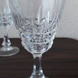 6 stemmed glasses