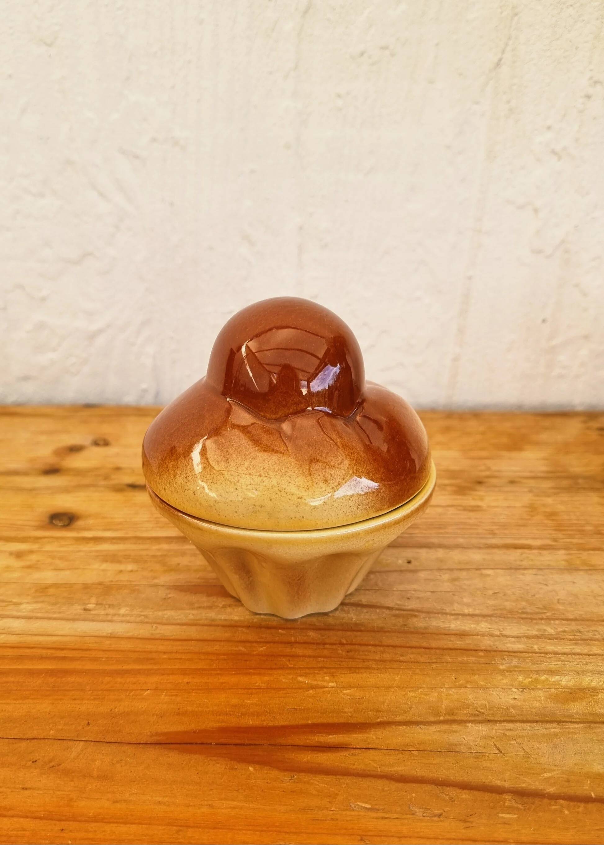 Set of three ceramic pots with a brioche effect, nesting, by Ste AGC from the 1970s.