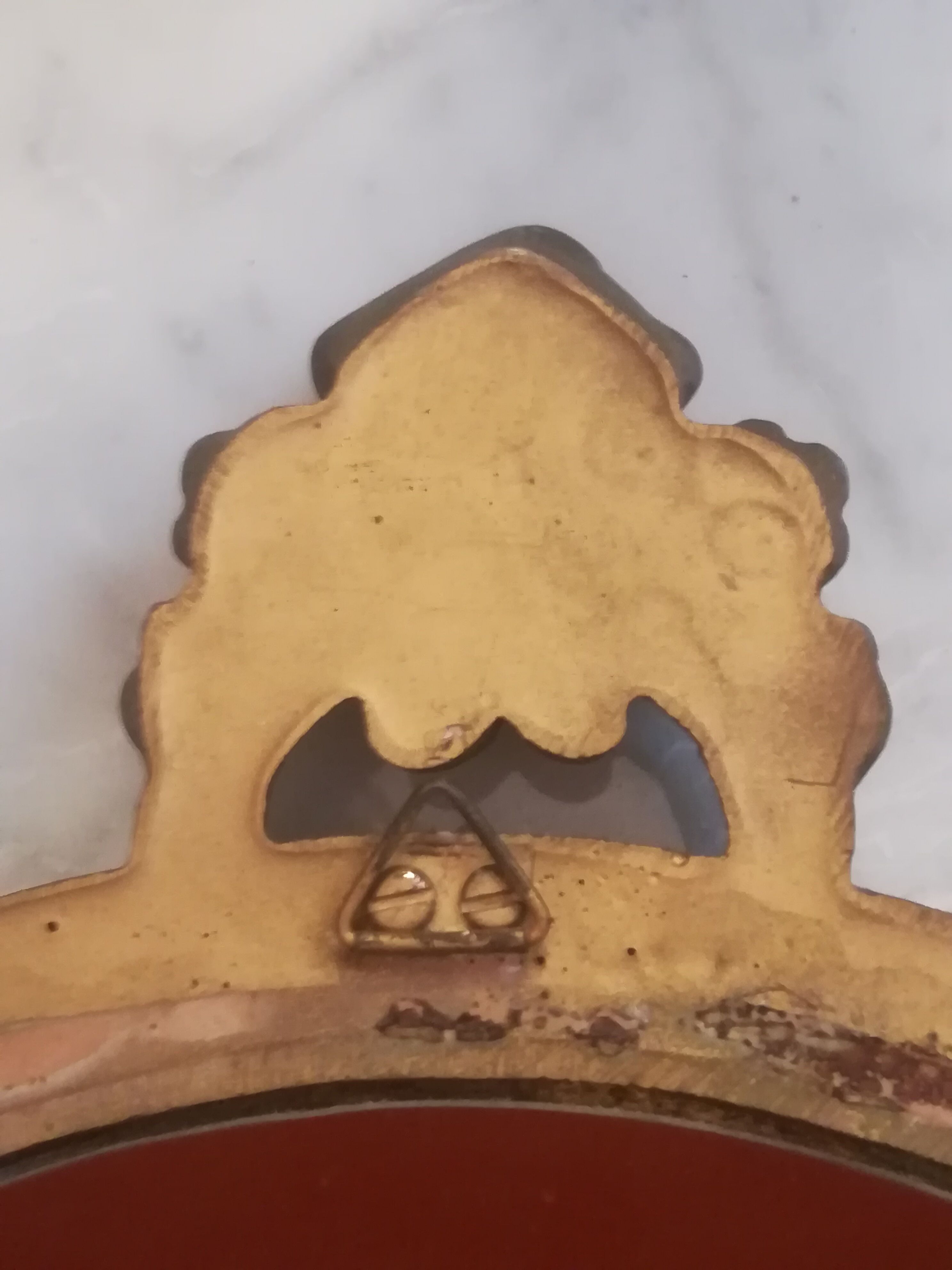 Witch mirror in gilded resin 60s