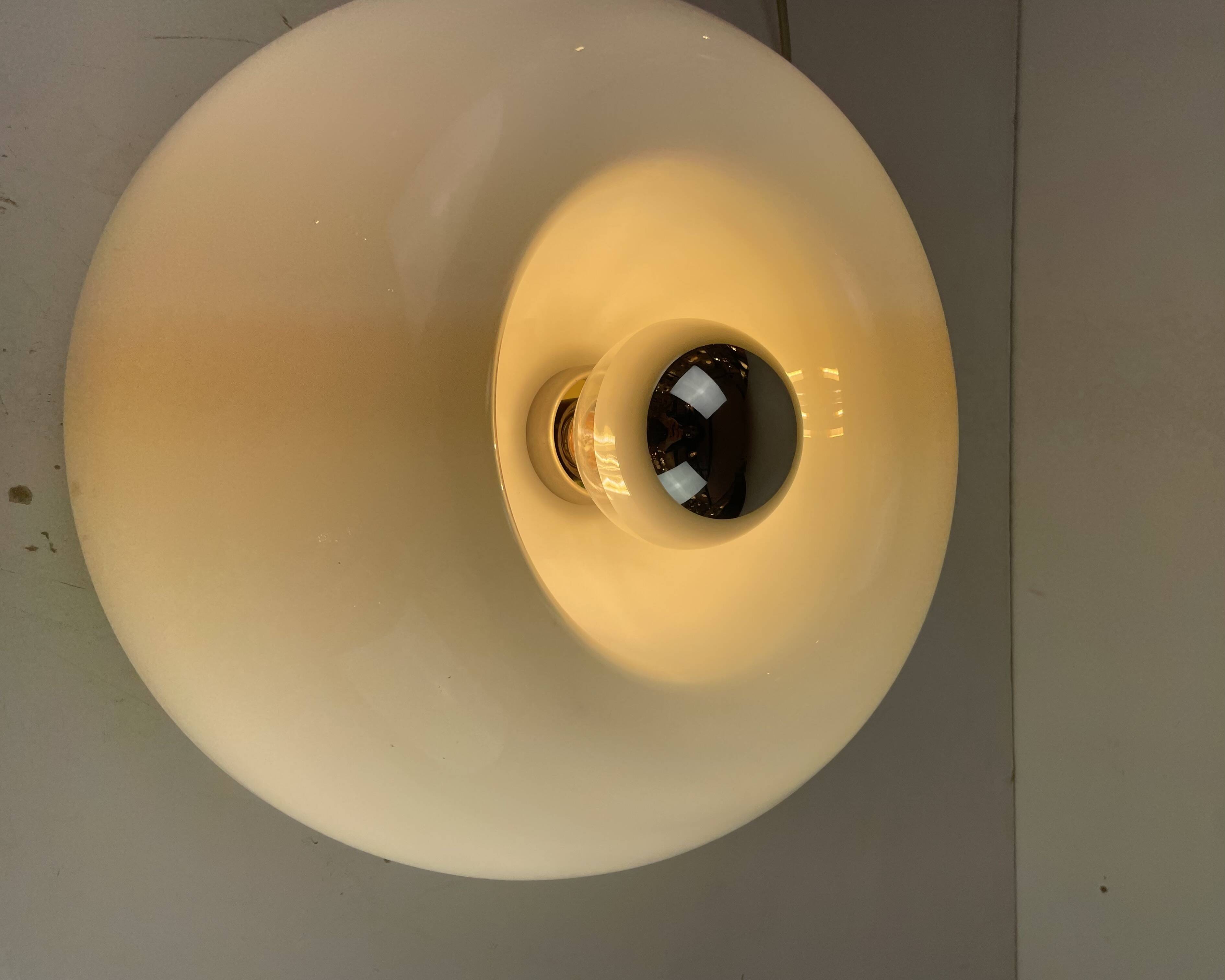 Velella, lampe de plafond ou murale par I Castiglioni pour Flos, Italie, années 1960.