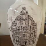 Vase signed ulmer
