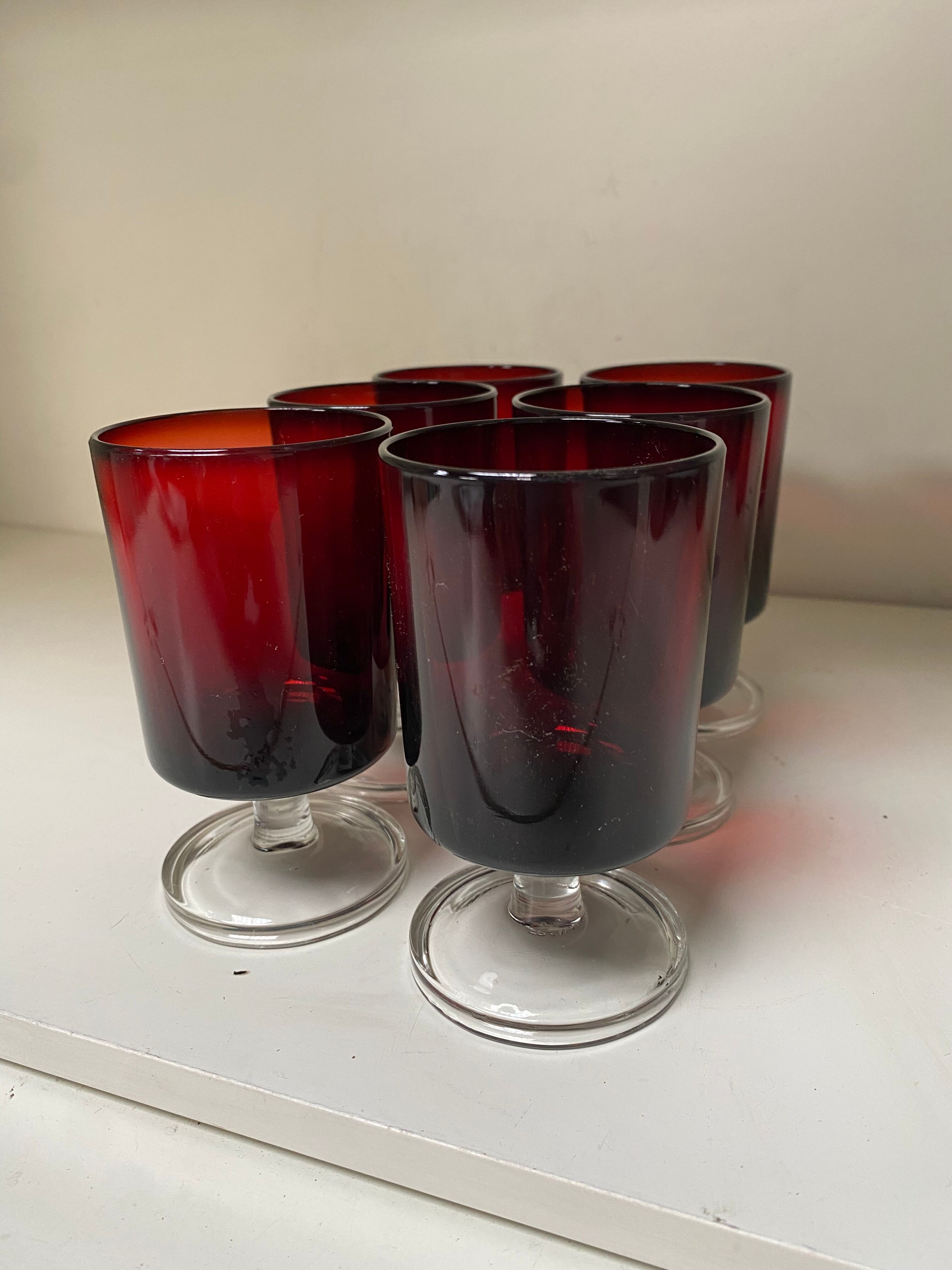 Set of 6 vintage red foot glasses