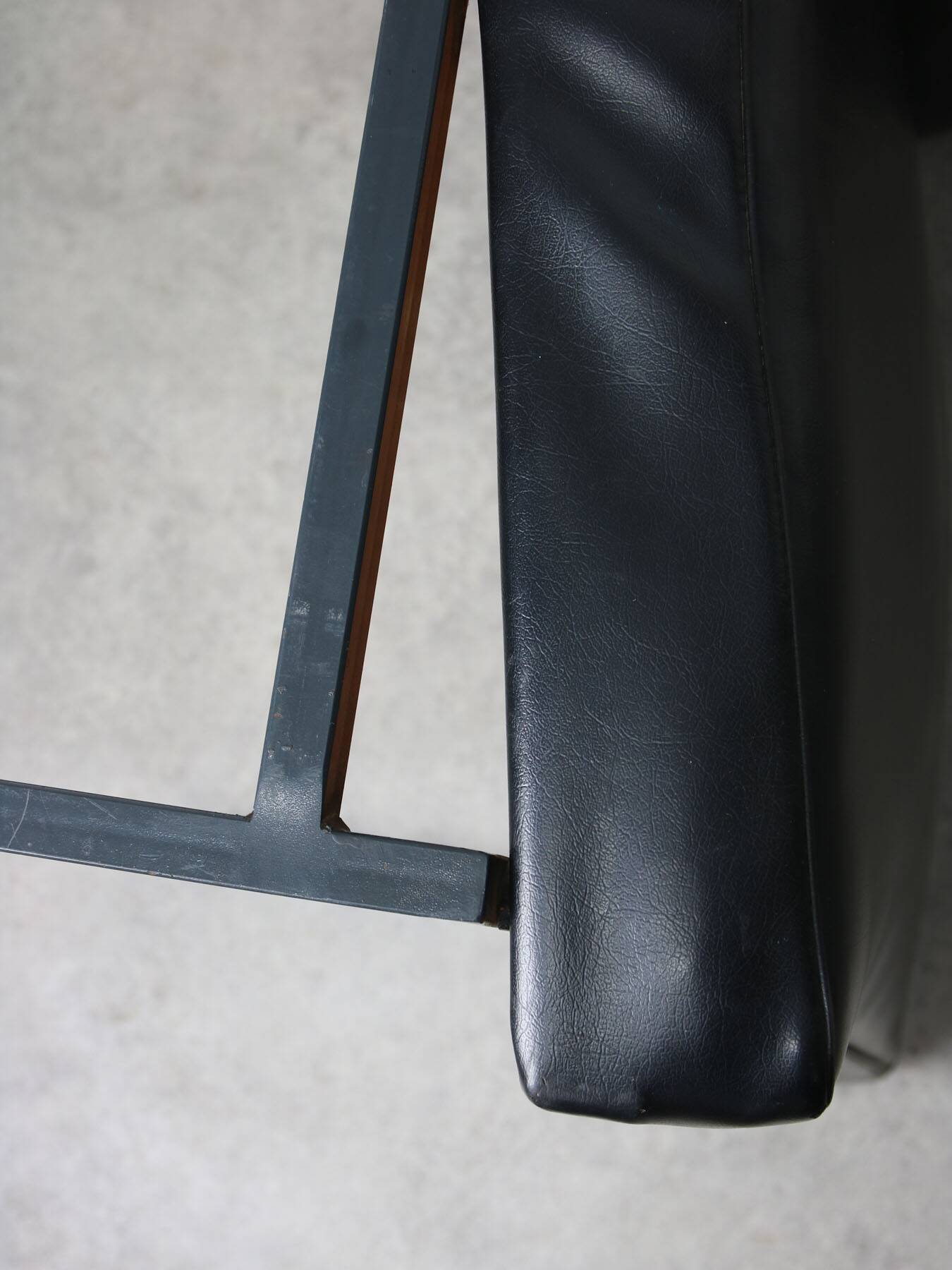 Fauteuil lounge vintage noir de Stol Kamnik, 1960s