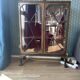English style display case 1900