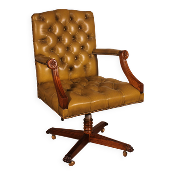 Office Chair Known as Swivel Executive Chair in Mahogany and Leather