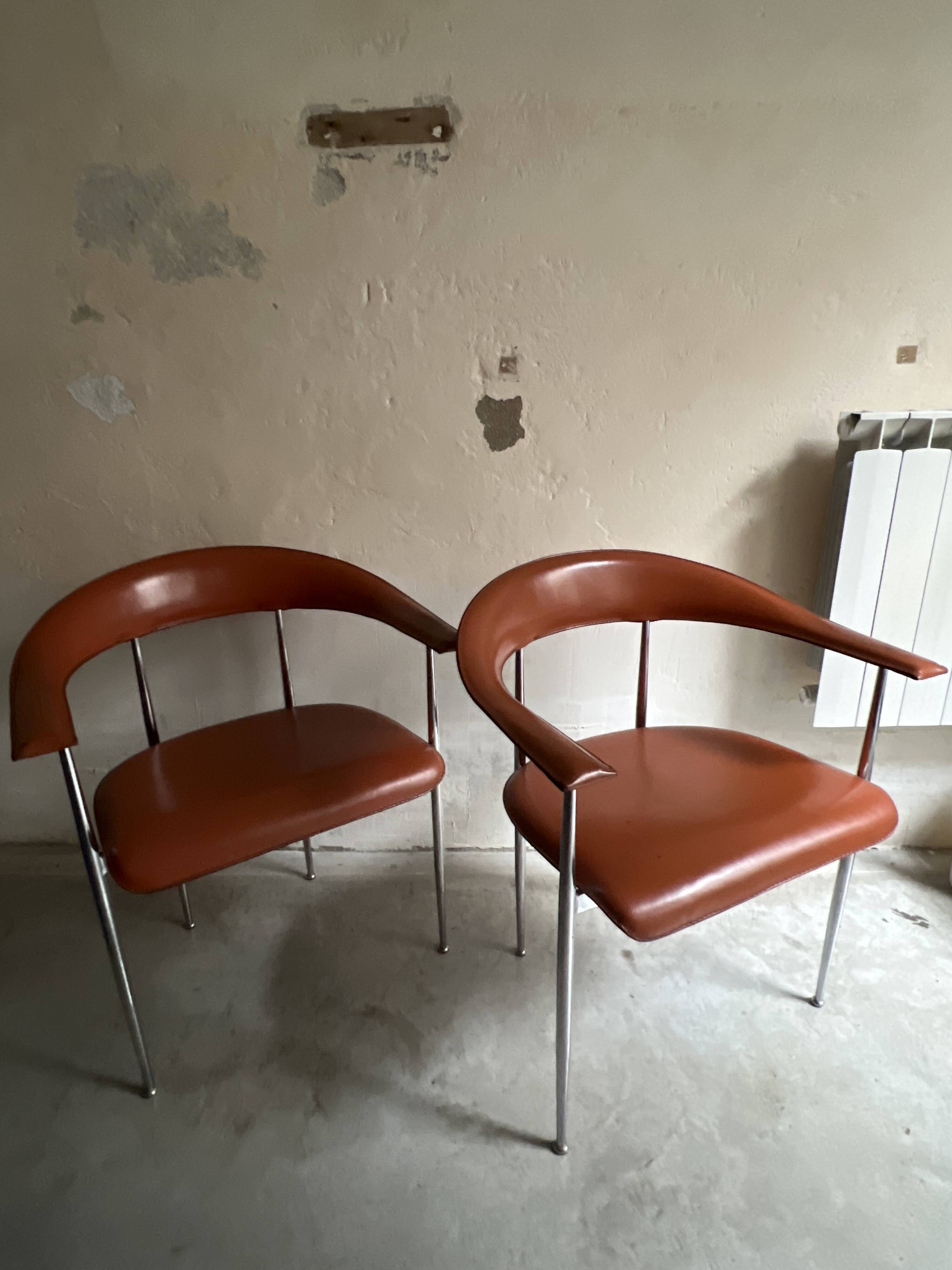 Lot de 2 chaises fasem P40 cuir cognac