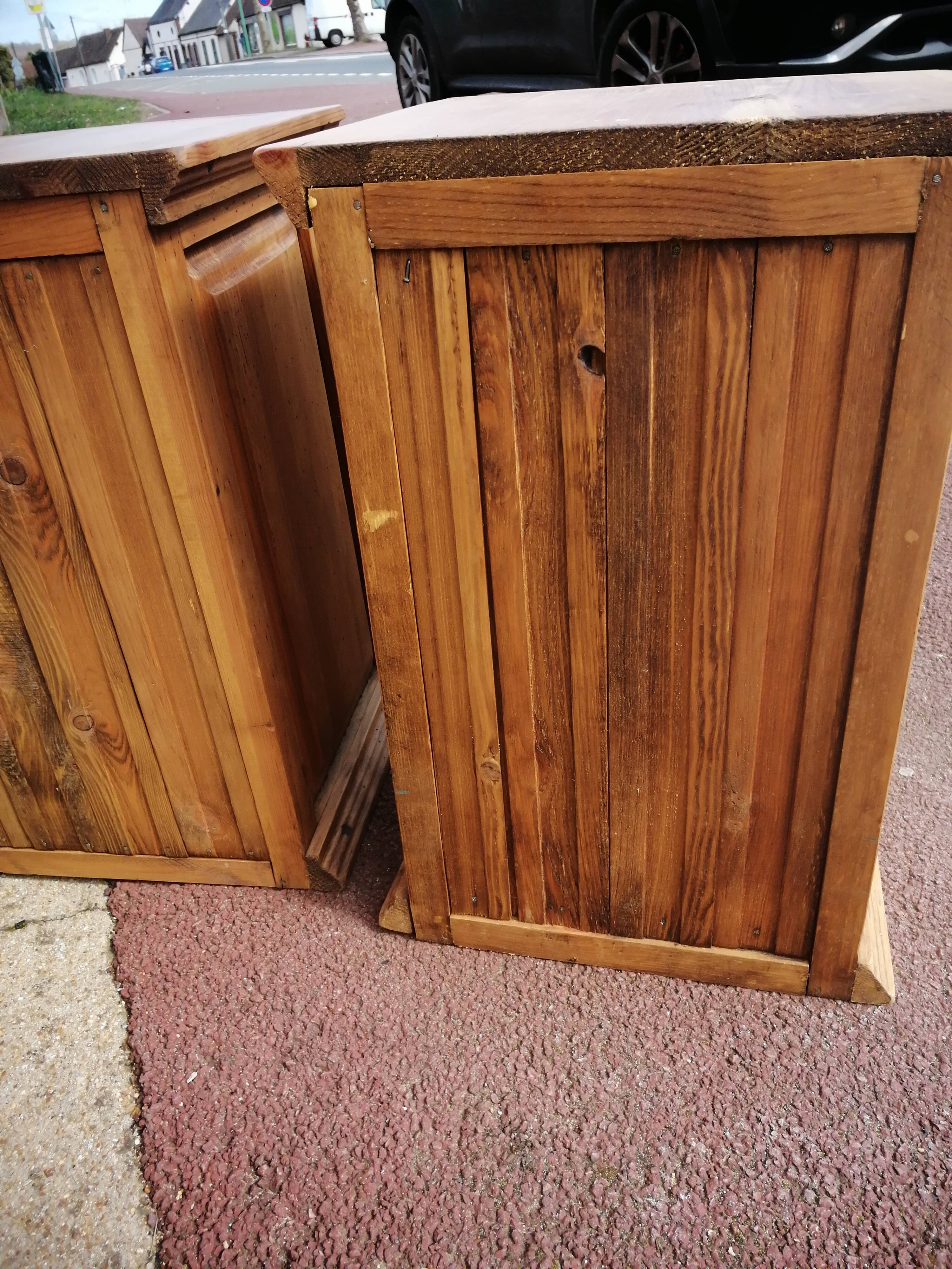 Pair of bedside tables