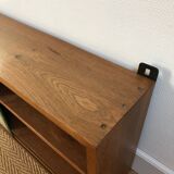 Shelf / display case