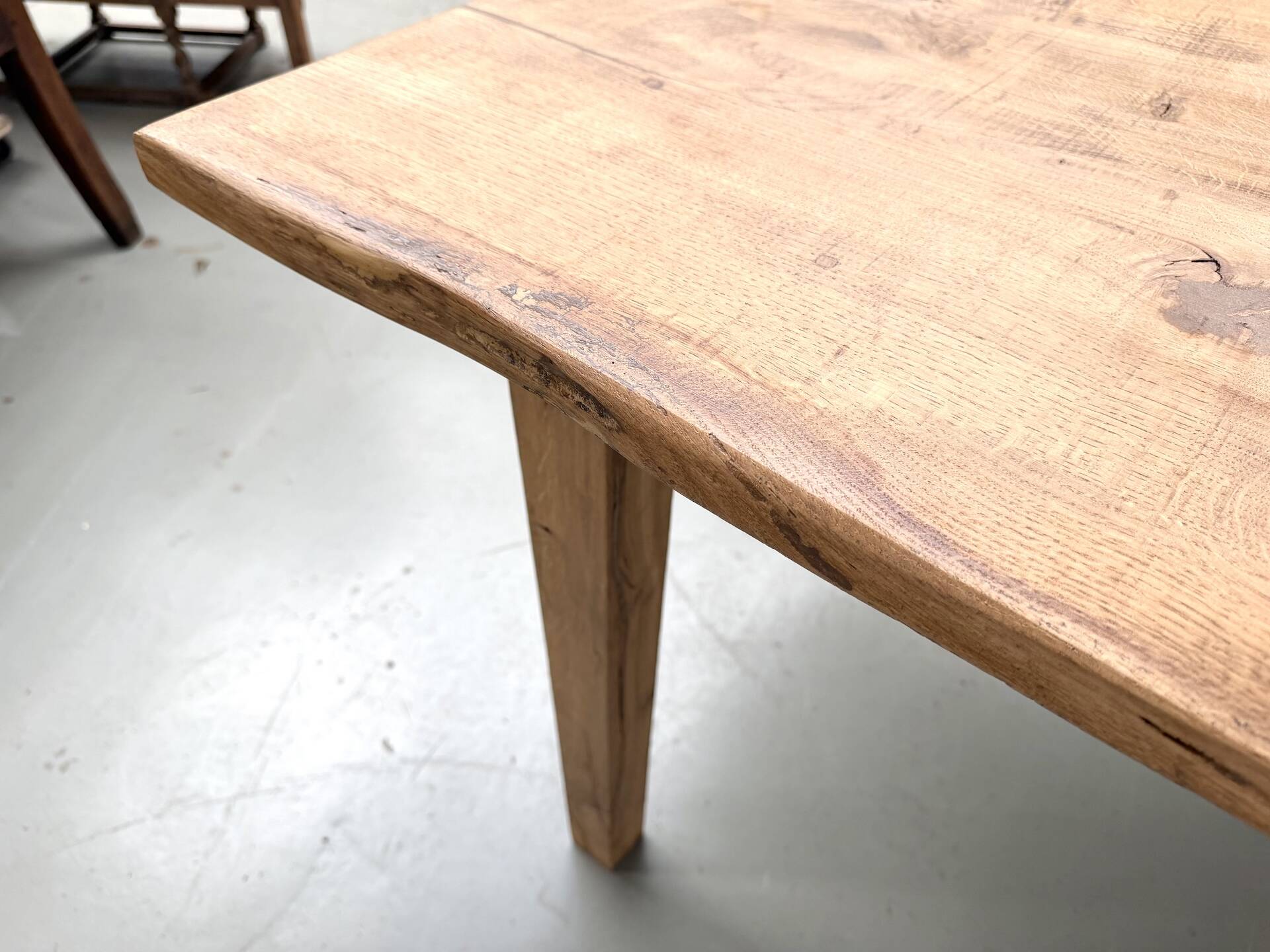 Very large farmhouse table in solid oak, 1950s – L300 cm