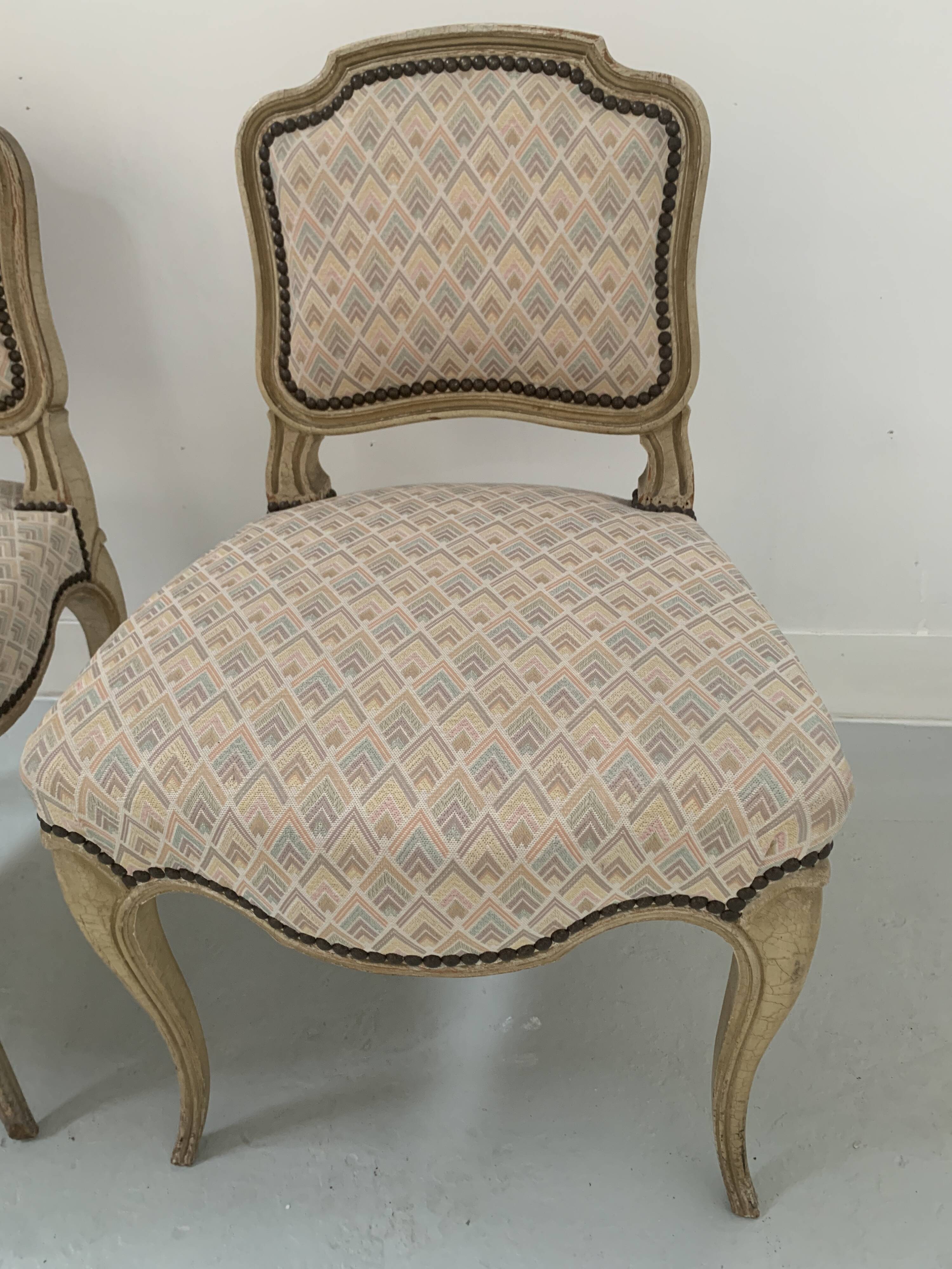 Pair of Louis XV style lounge chairs / 20th century
