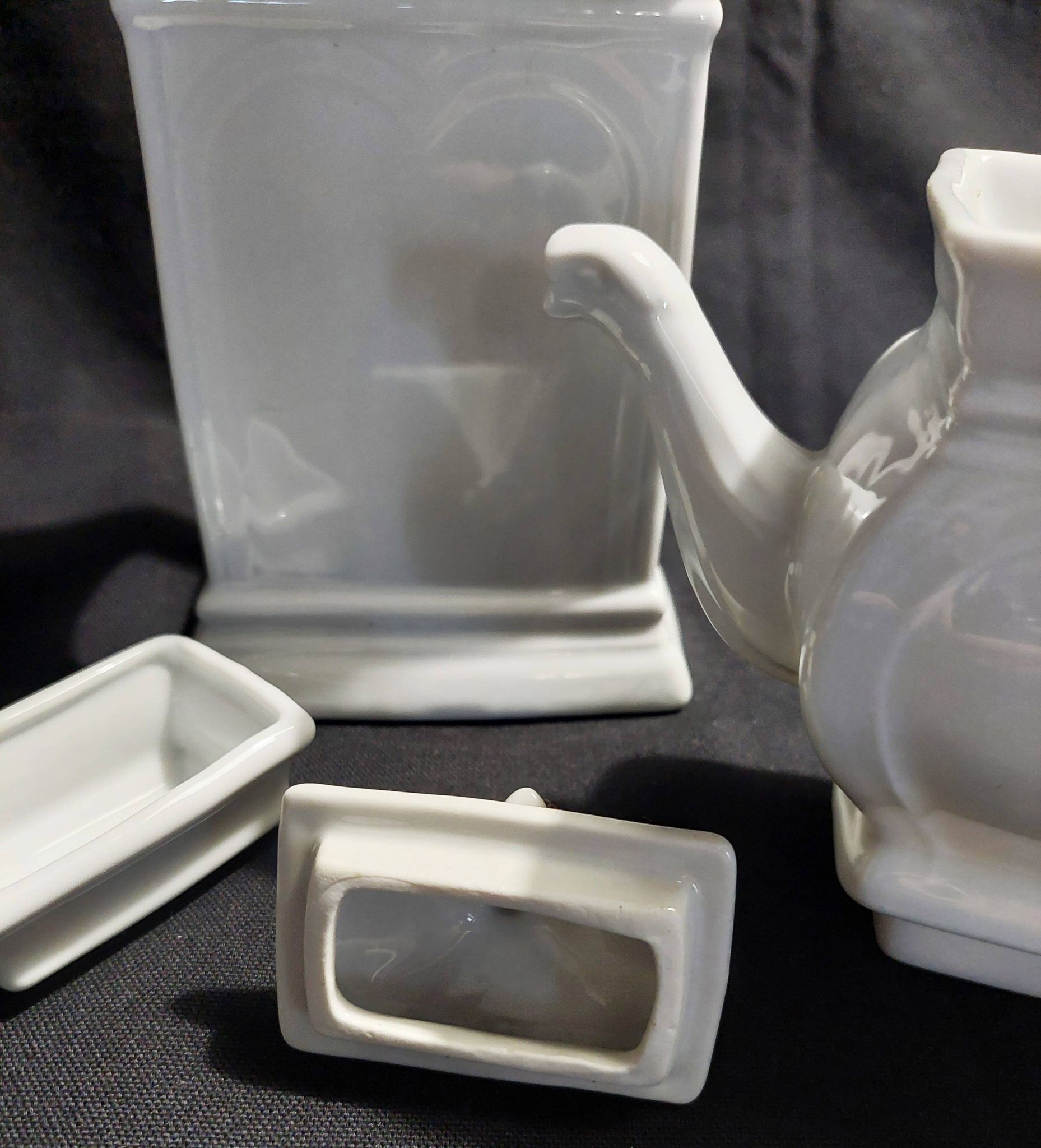 Tisanière en porcelaine blanche Paris complète