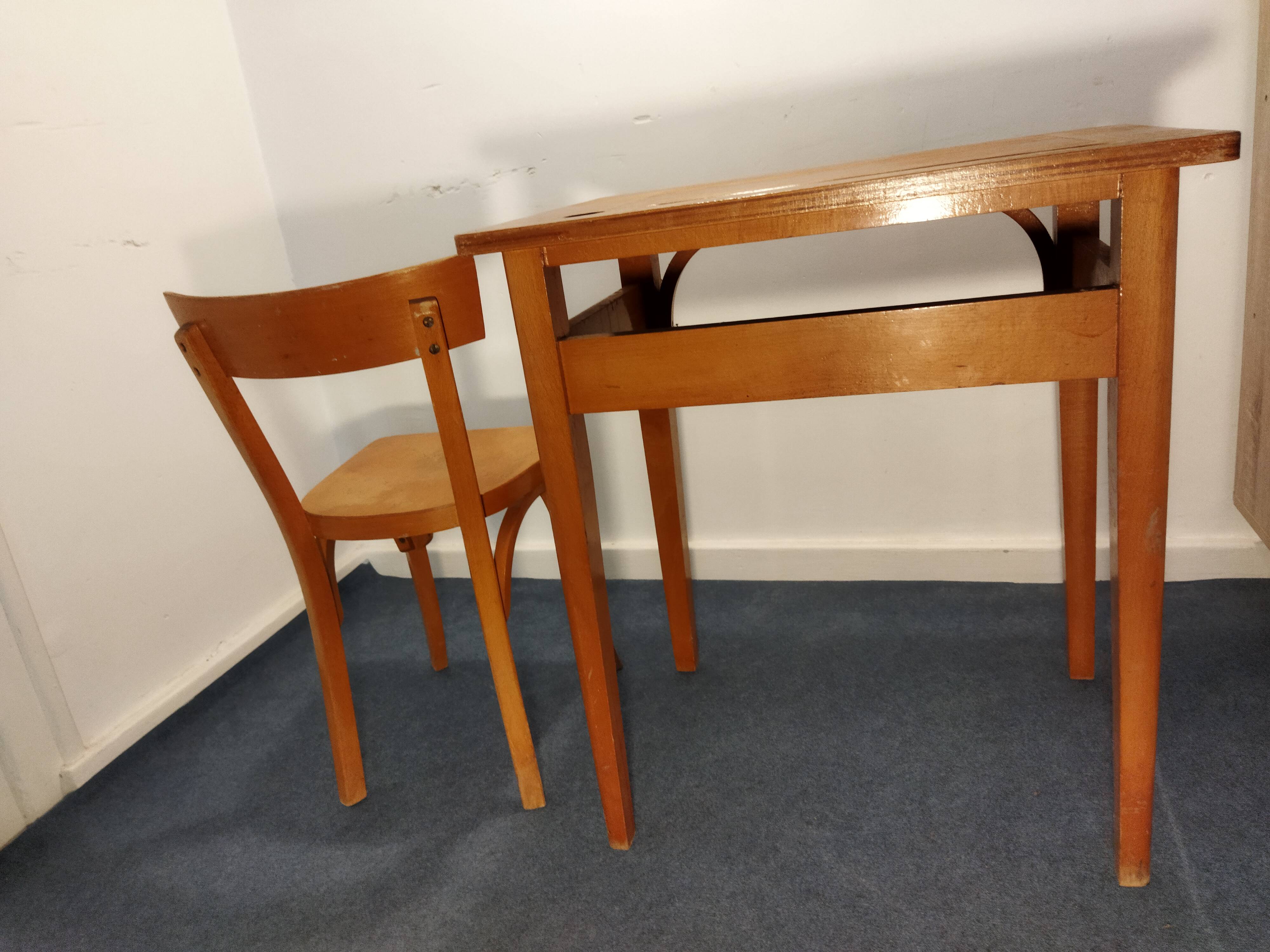 Desk and children's chair Baumann