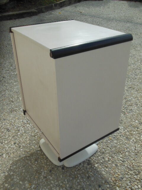 Gautier vintage dresser