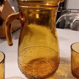 Italian pitcher service and 6 amber glasses